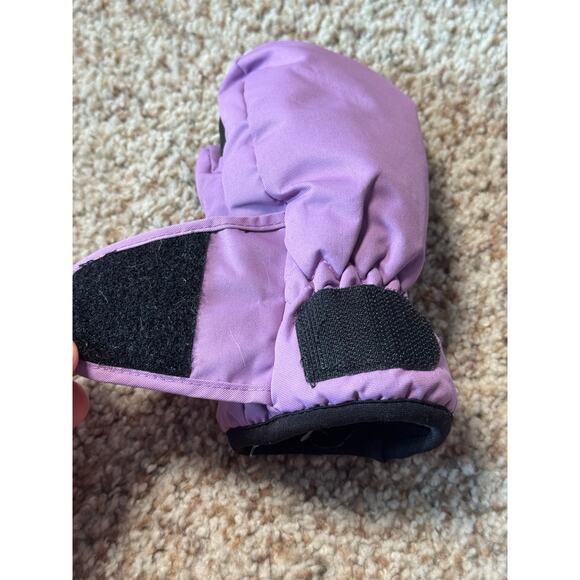 LILY & DAN Girls mittens size 4, Purple; - Picture 3 of 7